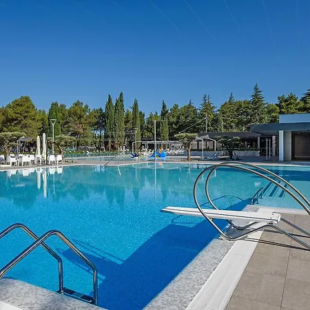 Holiday Home Camping Valkanela.3